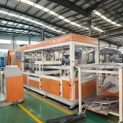 Hocheffiziente Vakuumformmaschine aus Kunststoff 120 kW Leistung 6000*1800*2100mm
