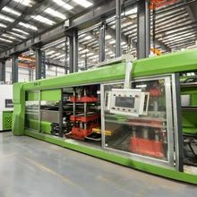 Verwendete Thermoformmaschine zur Herstellung von Kunststoffschalen in PPPPS-Typen Kunststoffthermoformmaschine